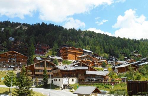 Plagne 1800 Ski Chalet | Luxueux chalet 7 chambres avec jacuzzi et sauna, proche télésiège - FR-1-181-2793