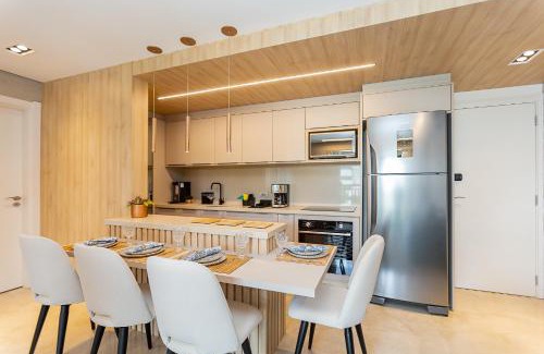 Batel Apartment | Luxuoso Apt Batel - 4 Minutos do Shopping Pátio Batel c/Garagem, Piscina, Sauna e Academia