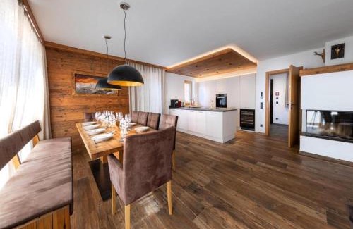 Schonbach Ski Chalet | Luxury Chalet with Views and Sauna
