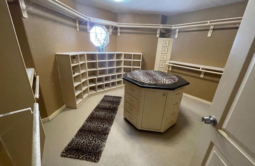 Northside House | LUXURIA Mini-Mansion near HOUSTON DOWNTOWN