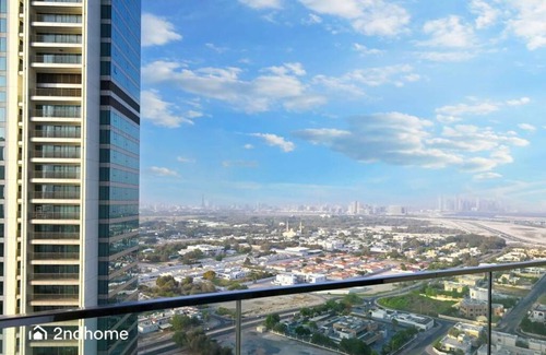 Bur Dubai Apartment | Luxurious 1 Bed with Direct Access to Dubai Mall