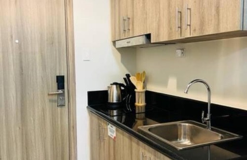 Baclaran Apartment | Luxurious 1 BR Condo Coast Residences by YellowBell