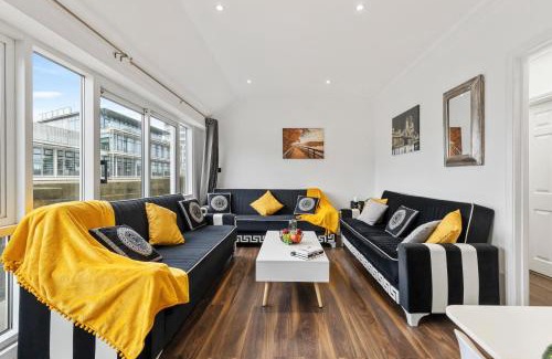 City of Westminster Apartment | Luxurious 2-Bedroom Penthouse In Marble Arch -65GC
