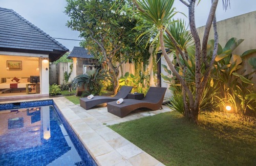 Sunset Road Villa | Luxurious 3 Master Bedroom Villa with Pool in Seminyak - Villa Bhakti Bali
