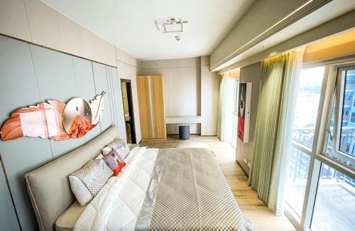 Tambo Apartment | Luxurious 3BR in Manila Bay across Okada II 12pax