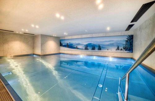 Megeve Apartment | Luxurious 4-room with pool, gym, spa and parking