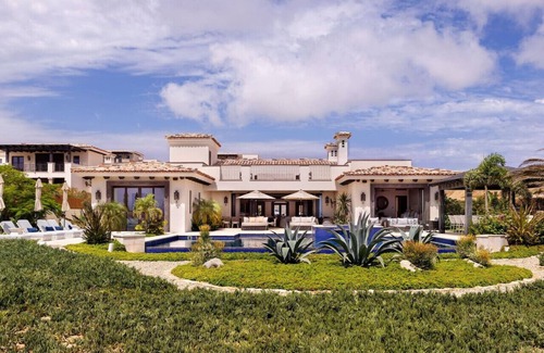 Los Cabos House | Luxurious 4BR Getaway with Free Airport Transfers!