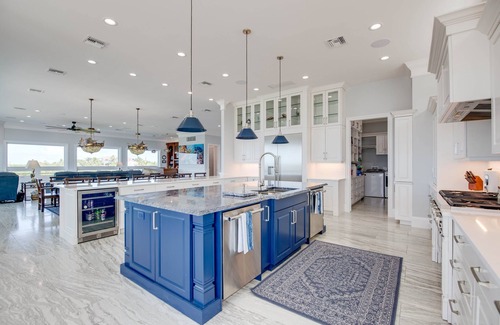 Ramrod Key House | Luxurious 6 Bedroom 8 Bath Open water pool home on Ramrod Key with great boating