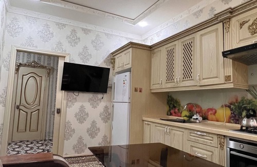 Samarkand Apartment | Luxurious and cozy apartment in the centre of the city w/jetted bathub and ameni