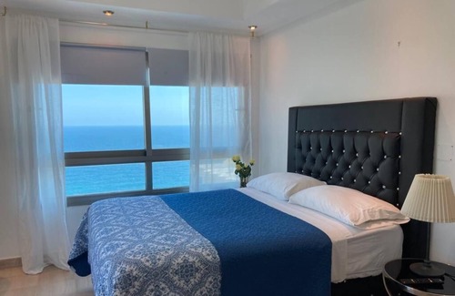 San Geronimo Apartment | Luxurious apartment with view of the Caribbean Sea, 27th floor.