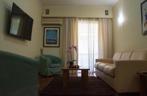 Ilisia Apartment | Luxurious Apartment in Central Athens