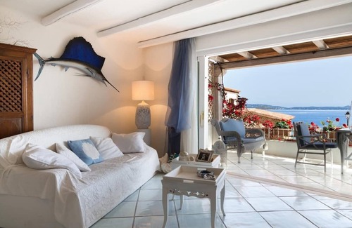 Porto Rotondo Apartment | Luxurious Apartment "Porto Rotondo" with Sea View, Wi-Fi, A/C & Terrace