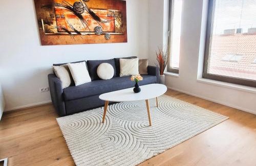 Smichov Apartment | Luxurious Apartment Near the Center - Entire Unit