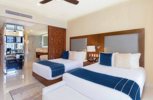 Santa Rosa Resort | Luxurious Beachfront Paradise