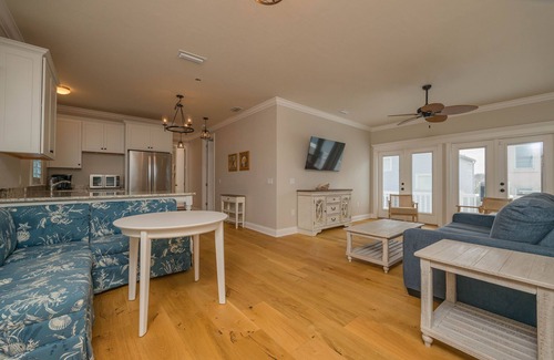 Butler Beach House | LUXURIOUS, BEACHFRONT, HEATED POOL HOME. SLEEPS 14+n