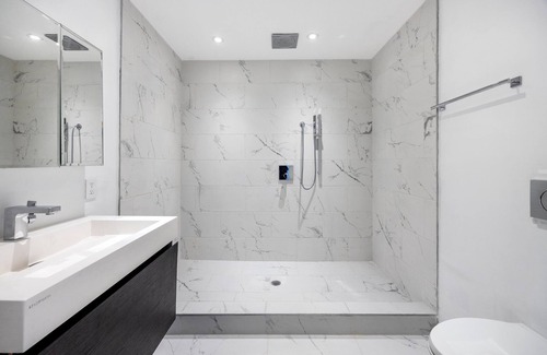 Alphabet City Apartment | Luxurious Brand New 3 Bedroom, 2 Bath Apt in the Heart of East Village!