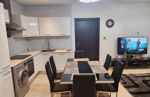 East Legon Apartment | Luxurious & Comfy Gem-5 Star Location-Pools, Gym!