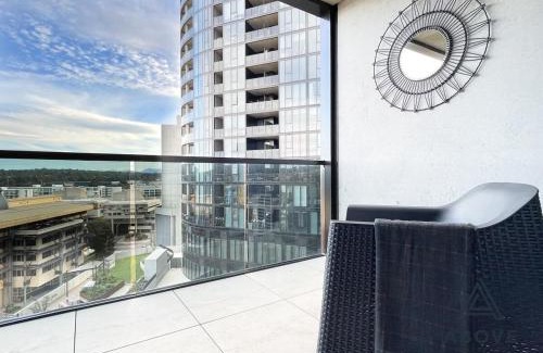 Belconnen Apartment | Luxurious Cozy 1-Bed FREE Carpark Gym Pool & Spa