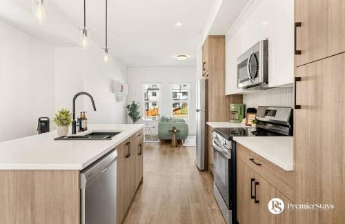 Springbank Hill House | Luxurious Designer Finished Home