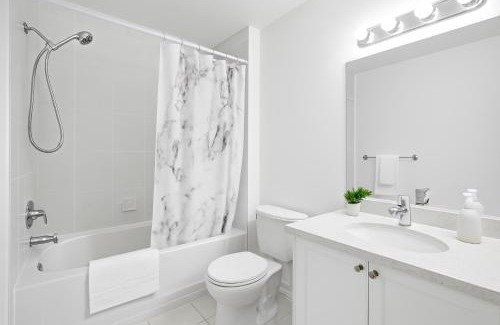 Markham House | Luxurious Detached Master BR