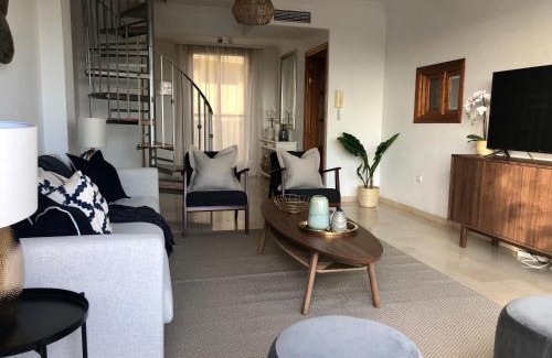 Benalmadena Costa Apartment | Luxurious duplex penthouse with golf and sea views