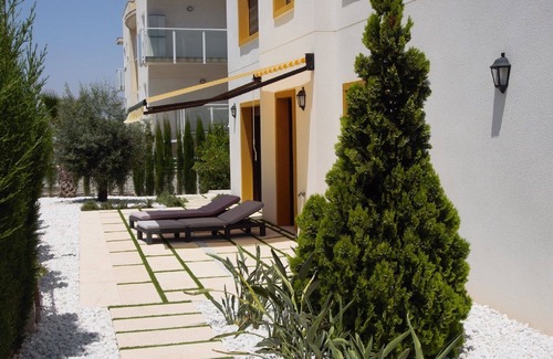 Los Secanos Apartment | Luxurious new apartment with adjacent garden, 277m2, close to the beach