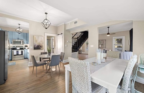 Palm Harbor House | Luxurious Escape Sleeps 16 with Private Pool & Spa