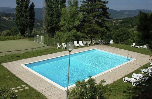 Petrognano House | Luxurious Farmhouse in Rufina with Private Pool