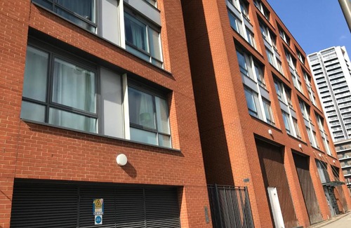 Stratford and New Town Apartment | Luxurious Flat in Centre of London Olympic park, O2, Excel