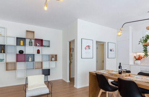 Uniao de Freguesias do Centro Apartment | Luxurious Flat w/ Stunning Terrace by Host Wise