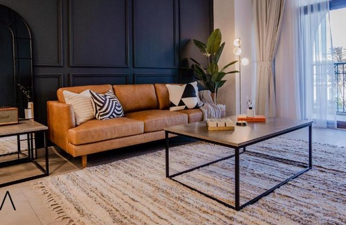 Umm Suqeim 3 House | Luxurious Garden View Apartment with Pool & Gym in Madinat Jumeirah By ĀYA Boutique