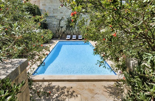 Ghaxaq House | LUXURIOUS Grand 18th C. Country House set in large gardens with pool