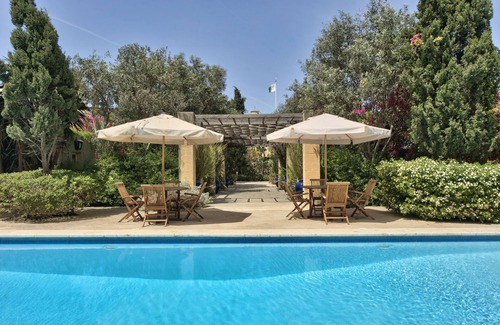 Ghaxaq House | LUXURIOUS Grand 18th C. Country House set in large gardens with pool