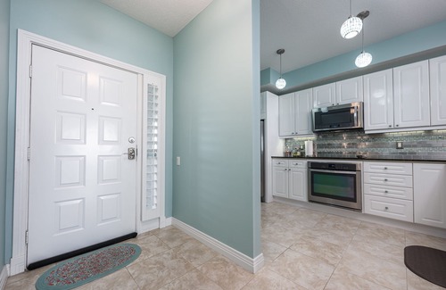 Navarre Beach Condo | "Luxurious Gulf-Front Condo" Watch the Dolphins Play from Your Private Balcony