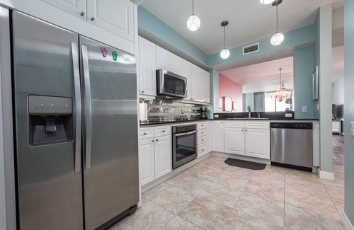 Navarre Beach Condo | "Luxurious Gulf-Front Condo" Watch the Dolphins Play from Your Private Balcony