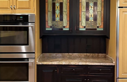 Allentown House | Luxurious, Historic Queen City Mansion in the West End of Allentown Sleeps 16!!!