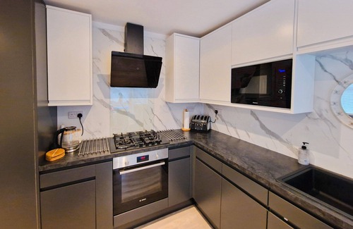 Chorlton-by-Backford House | Luxurious Home in Chester, a Beautiful Sanctuary