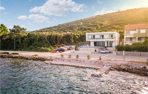 Drace House | Luxurious Home In Drace With Sauna