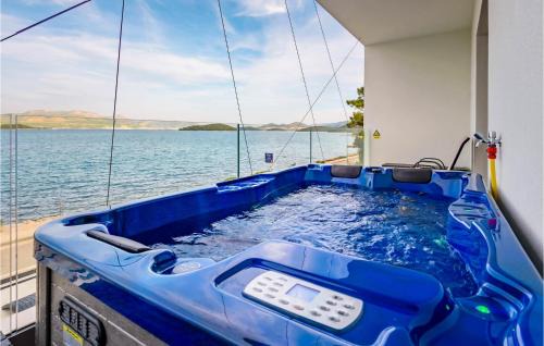 Drace House | Luxurious Home In Drace With Sauna