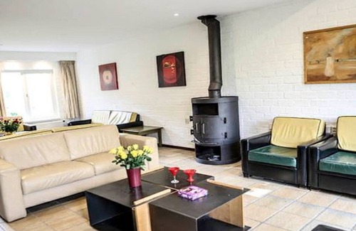 Landsrade House | luxurious luxurious 15-person group accommodation
