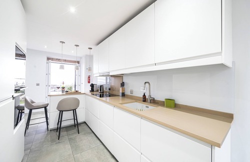 Boulmer Cottage | Luxurious & modern family retreat - on the beach! Now with wood-burning stove!