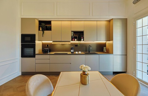 Prati Apartment | Luxurious panoramic penthouse overlooking St. Peter's dome - Residenza Alferini