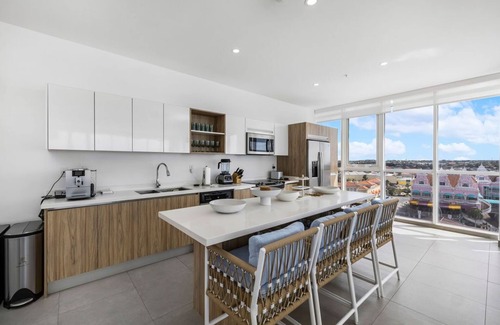 Oranjestad Condo | Luxurious Penthouse overlooking Aruba