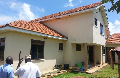Entebbe House | Luxurious Property to Rent overlooking Lake Victoria in Entebbe