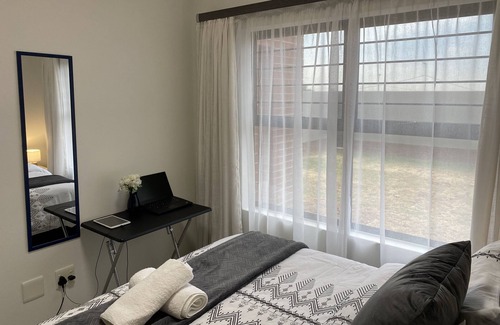 Greater Johannesburg Metropolitan Area Apartment | Luxurious, refreshing and charming place in Northgate, Johannesburg