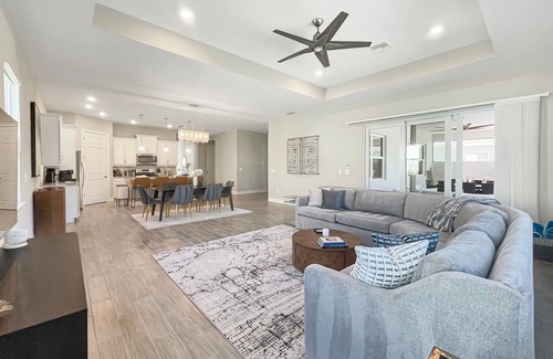 Naples House | Luxurious Retreat in Naples Reserve! 3 Bedroom Pool House, unwind in style!