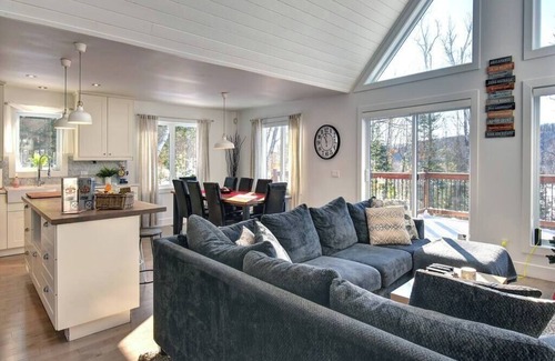 Saint-Faustin-Lac-Carre House | Luxurious Scandinavian Golf Chalet + Private Spa