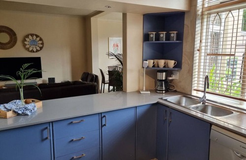 Sea Point Apartment | Luxurious Sea Point Apartment