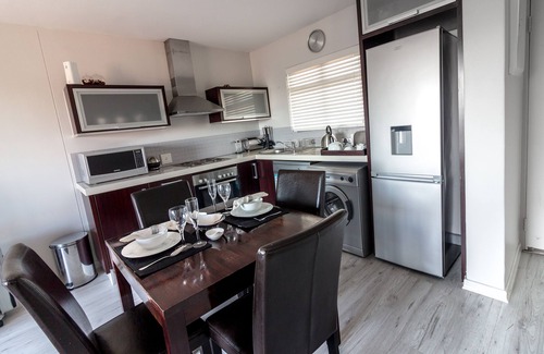 Century City Apartment | Luxurious self-catering apartment on the canal with breathtaking views