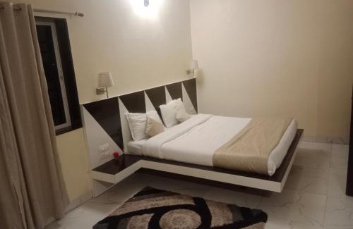 Bhilar Villa | Luxurious Shivanya Palace 7BHK
